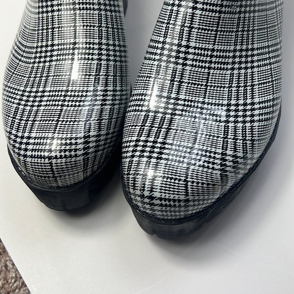 Jeffrey Campbell Plaid Cloudy Rain Boots - Picture 6 of 7
